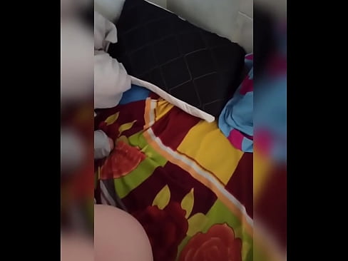 ❤️ Ҳамҳуҷраи ман дар хона танҳо мемонад, зеро шавҳараш ба рухсатӣ меравад ва ман аз фурсат истифода бурда, ӯро сиҳат мекунам ва харашро аз шир пур мекунам ❤️  Секс  дар tg.mailkassa.ru